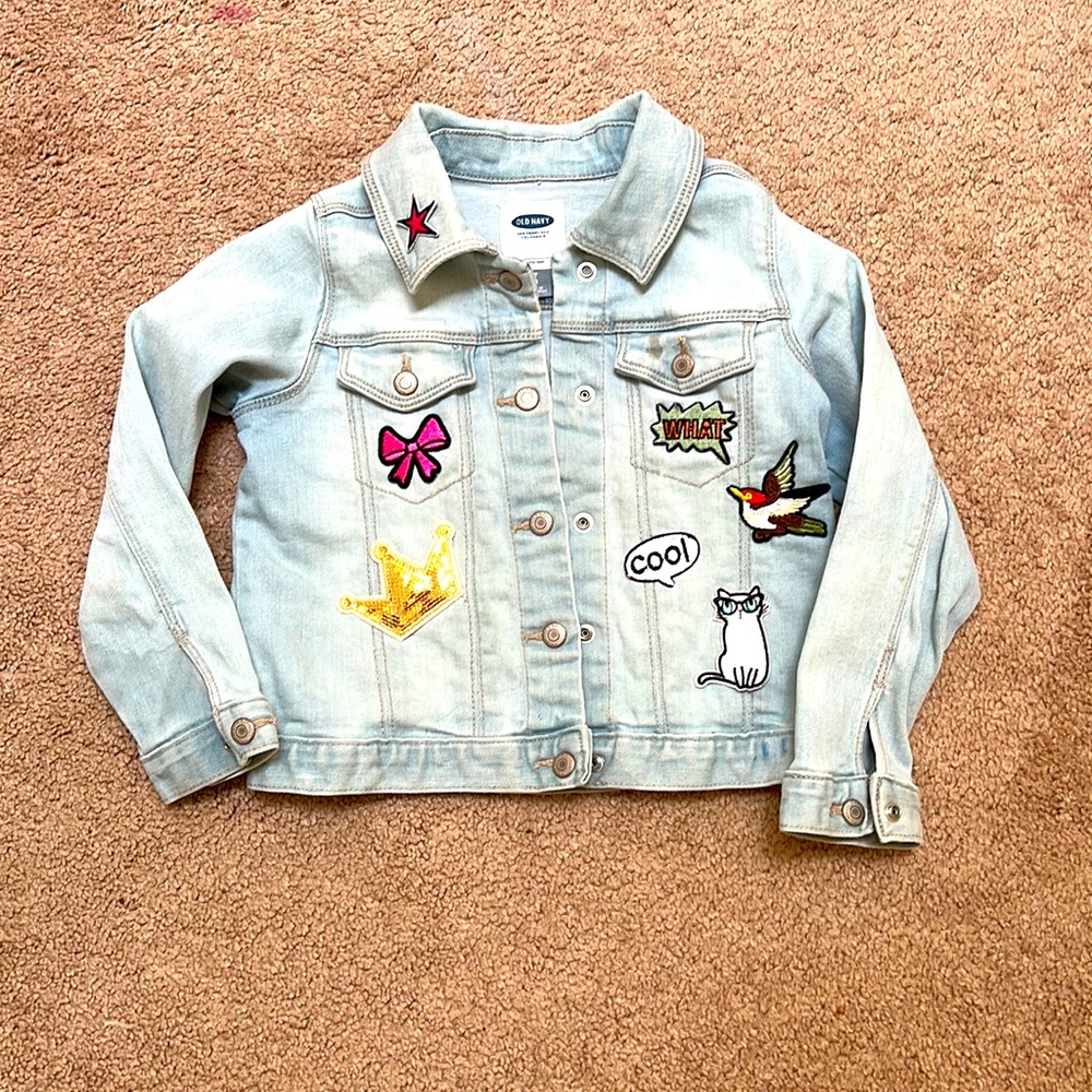 Old Navy custom made jean jacket, size 5T 🌈